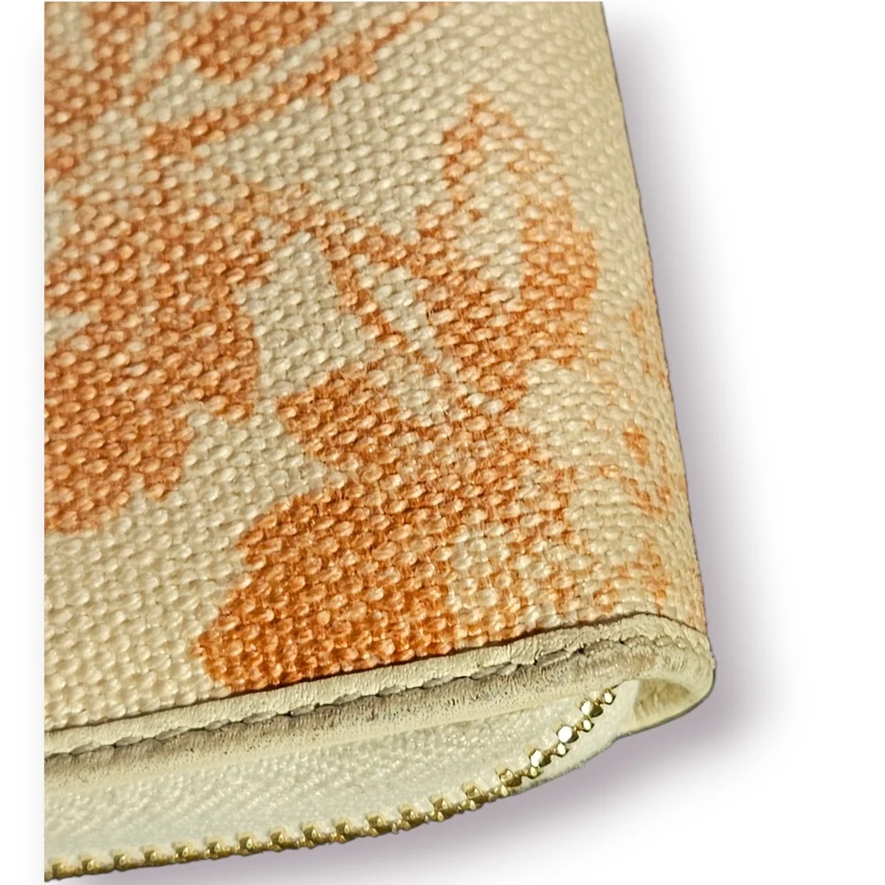Gucci Floral Wallet - Picture 6 of 9